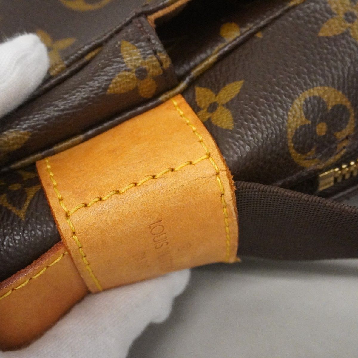 Louis Vuitton Shoulder Bag Monogram Naviglio Brown — view 7