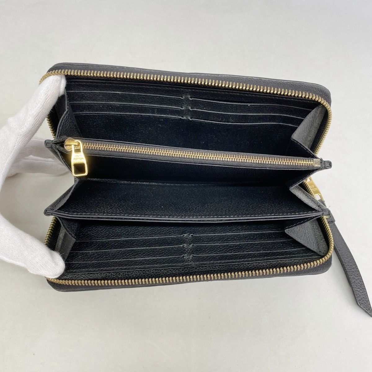 Louis Vuitton Wallet Monogram Empreinte Zippy Noir — view 3