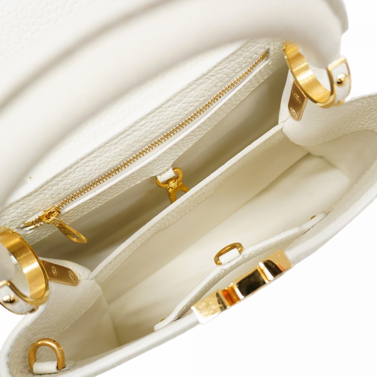 Louis Vuitton Handbag Taurillon Capucines BB Gray Blanc 2-Way — view 4