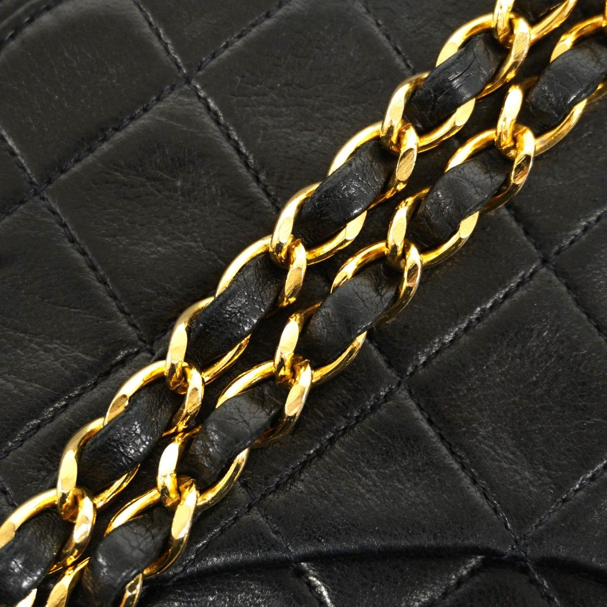 Chanel Shoulder Bag Quilted Lambskin Black Gold — view 8