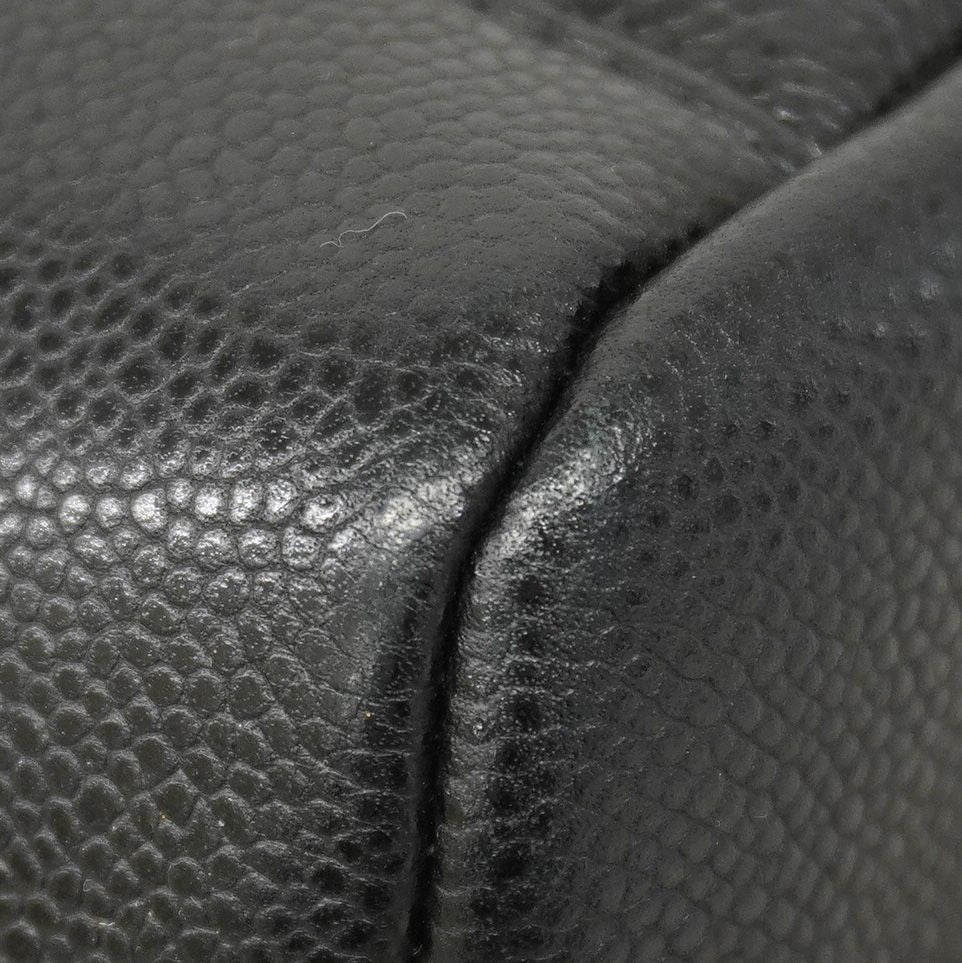 Chanel Shoulder Bag Quilted Caviar Leather Black Champagne Gold — view 6