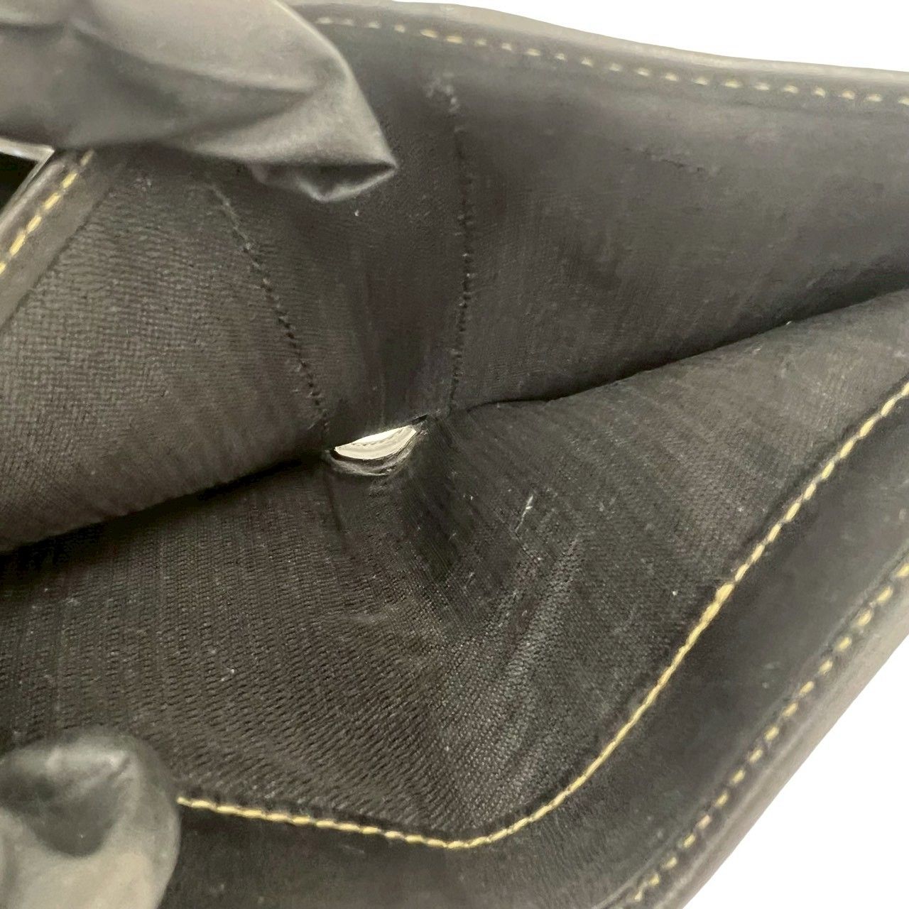 Fendi Vintage Pecan Leather Kiss Lock Bifold Wallet Brown Black — view 8
