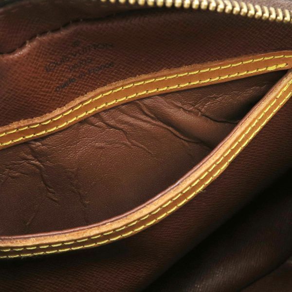 Louis Vuitton Monogram Blois Wallet — view 8
