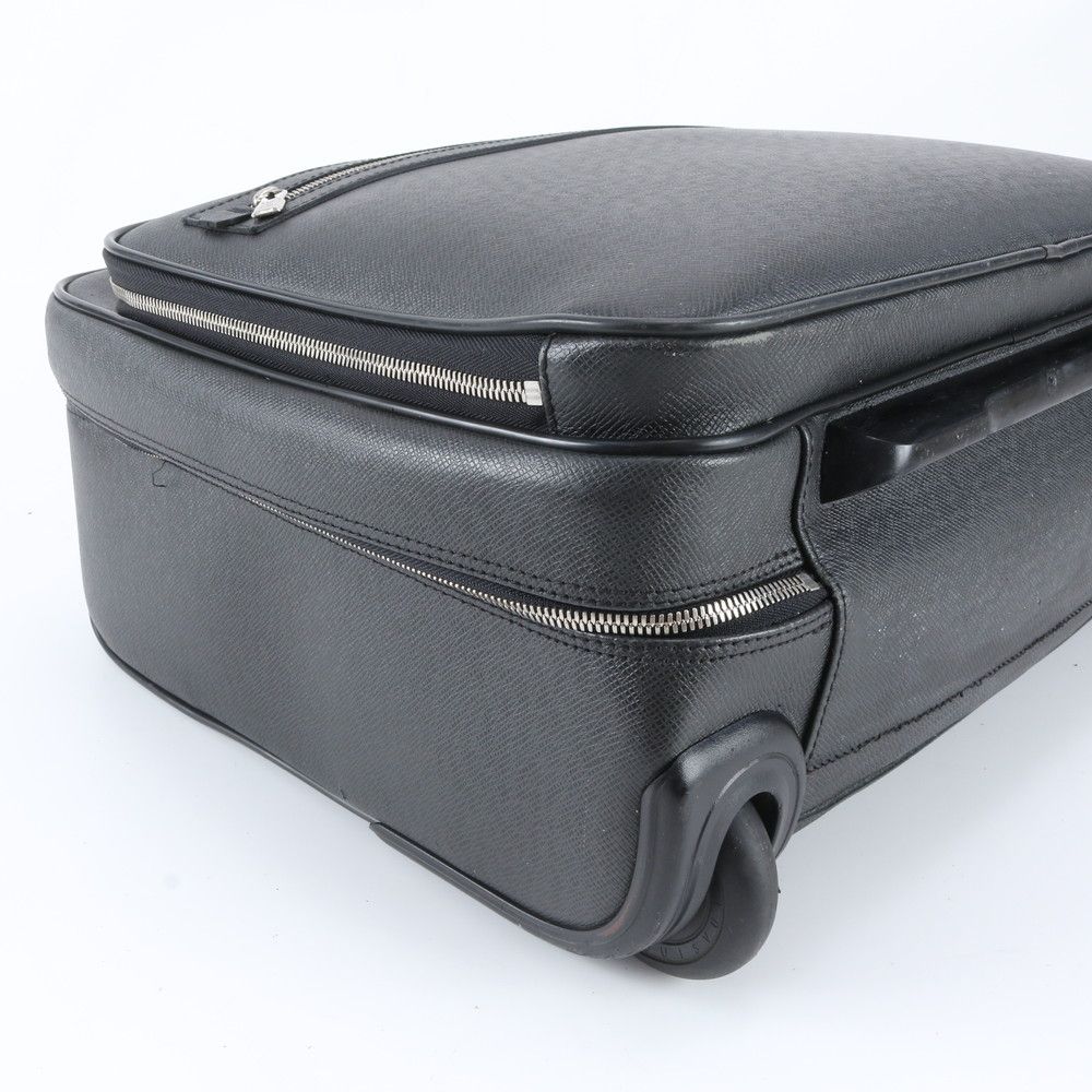Louis Vuitton Taiga Pilot Case Leather Suitcase Carry Bag — view 7