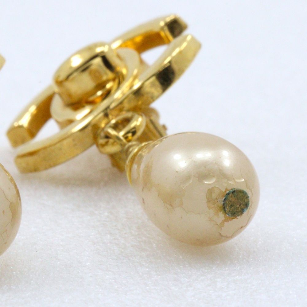 Chanel CC Logo Turnlock Motif Vintage Gold Plated Faux Pearl Earrings — view 8