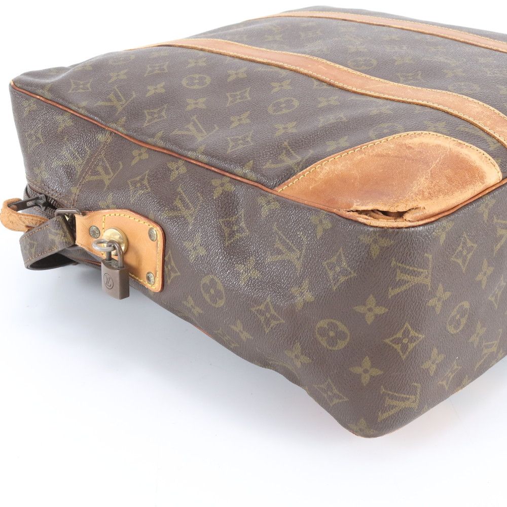 Louis Vuitton Monogram Grand Malso Leather Shoulder Bag Crossbody Messenger — view 5