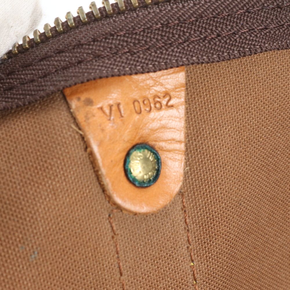 Louis Vuitton Monogram Keepall 55 Leather Boston Bag Tote Travel — view 9