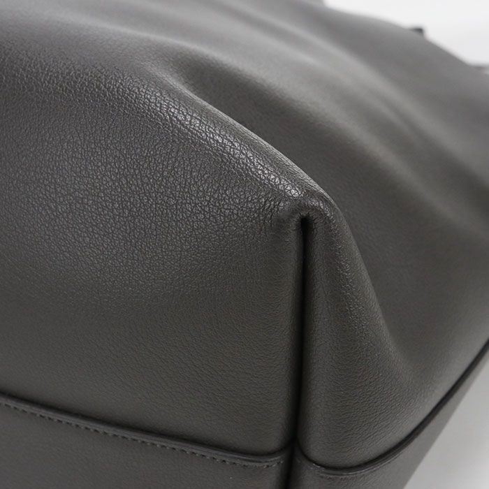 Saint Laurent Tote Calf — view 7