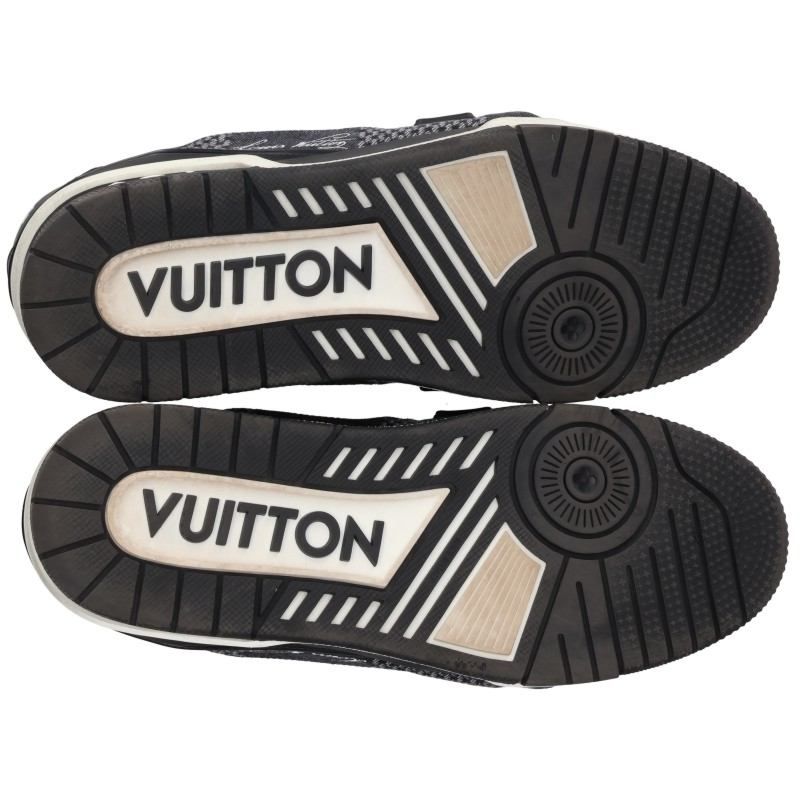 Louis Vuitton LV Trainer Monogram Low Cut Sneakers — view 3