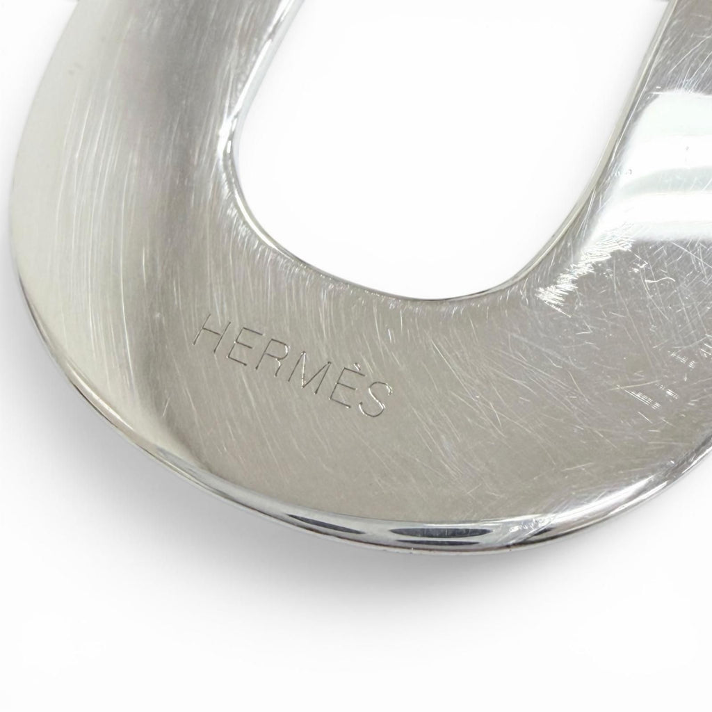 Hermes Touareg Pendant Leather Oval Necklace Silver — view 6