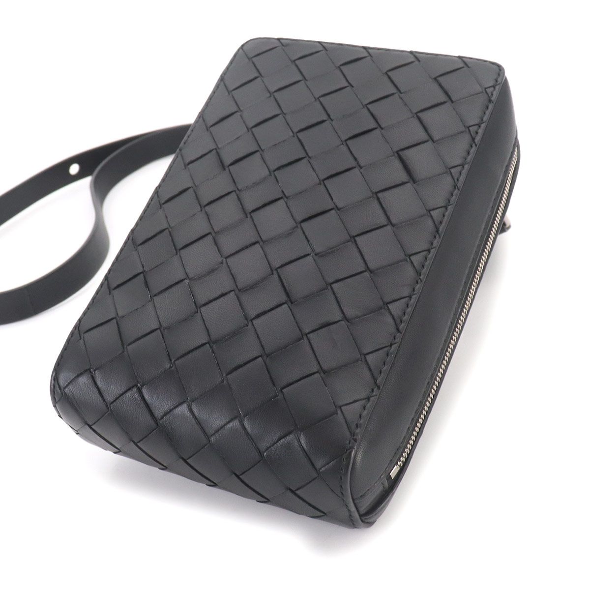 Bottega Veneta Intrecciato Crossbody Shoulder Bag Leather Black — view 9