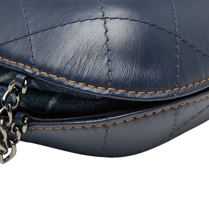 Chanel CC Logo Gabriel de Crossbody Chain Shoulder Bag Bucket Drawstring Blue — view 5
