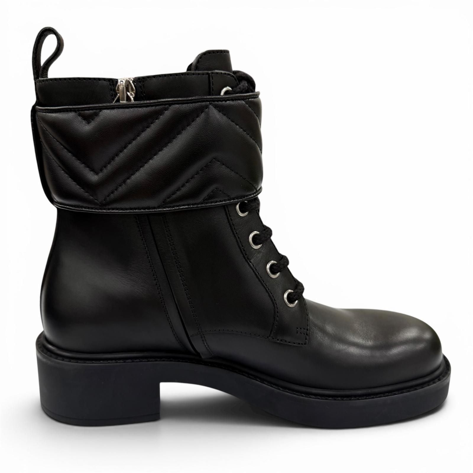 Gucci GG Marmont Leather Short Boots Black Gold 35 Boxes — view 6