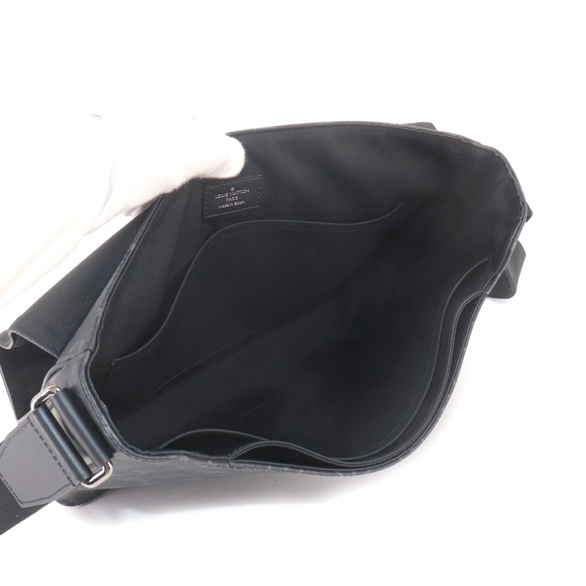 Louis Vuitton Monogram Eclipse District MM NM Shoulder Bag Black — view 7