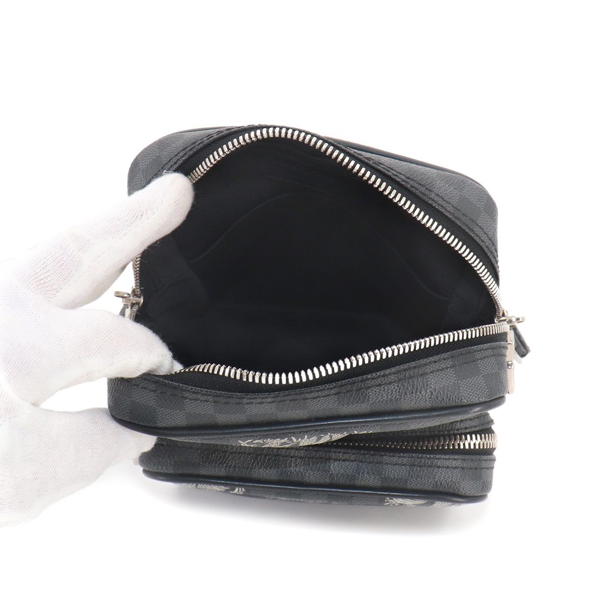 Louis Vuitton Damier Graphite Christopher Nemes Amazon Shoulder — view 7