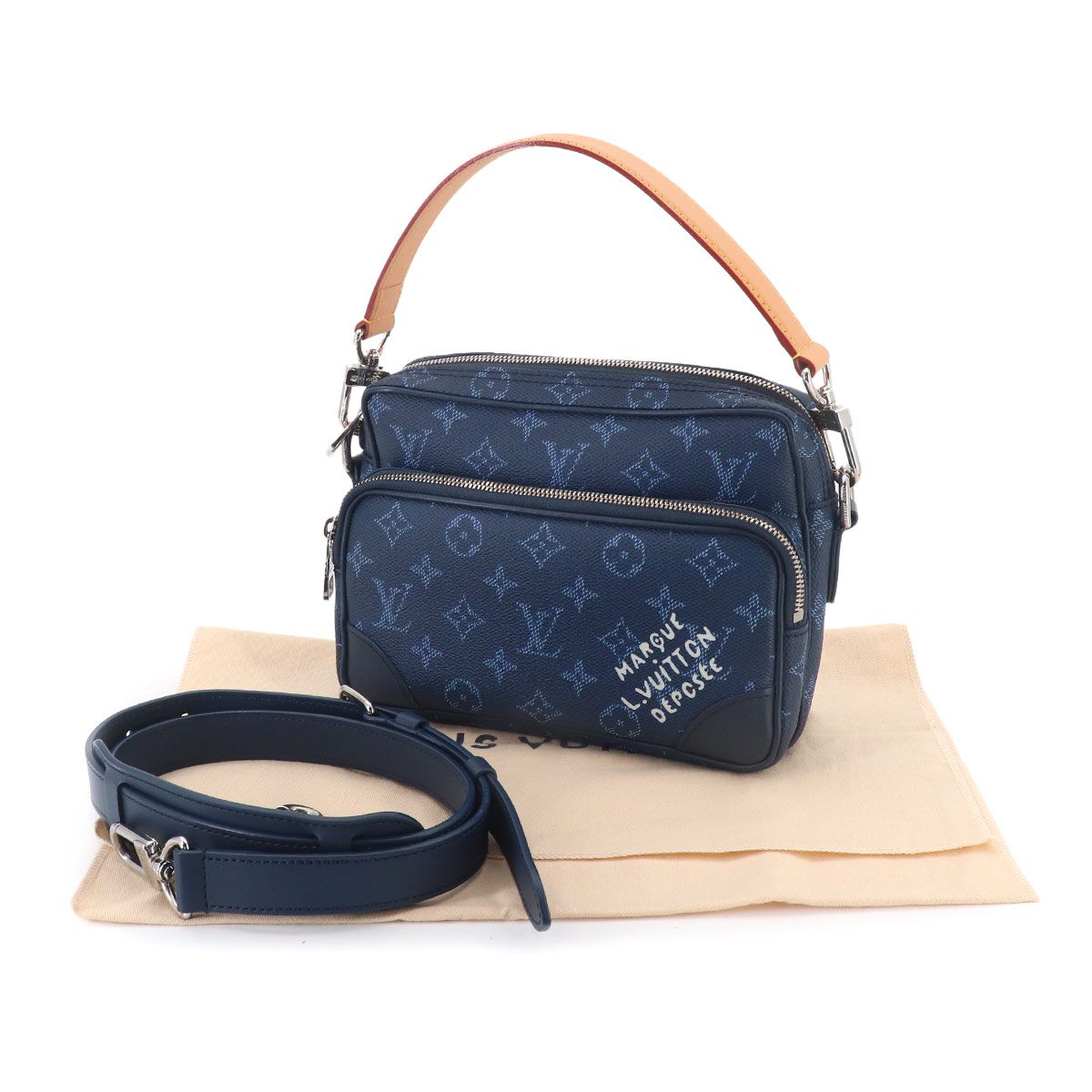 Louis Vuitton Monogram Heritage Nile 2-Way Bag O-chien — view 2