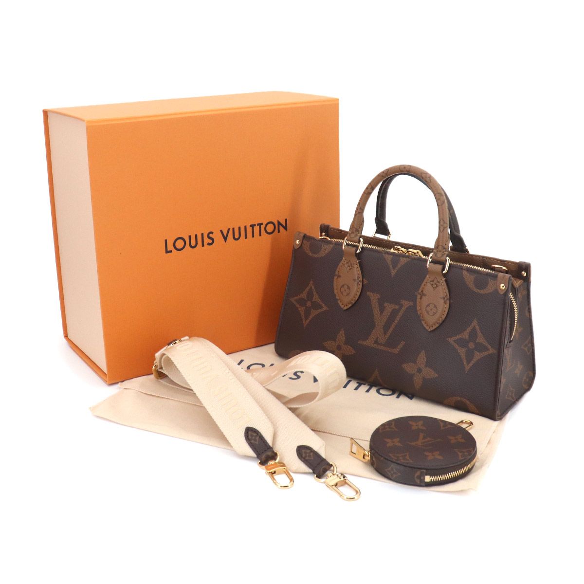 Louis Vuitton Monogram Giant On The Go East West 2-Way — view 2