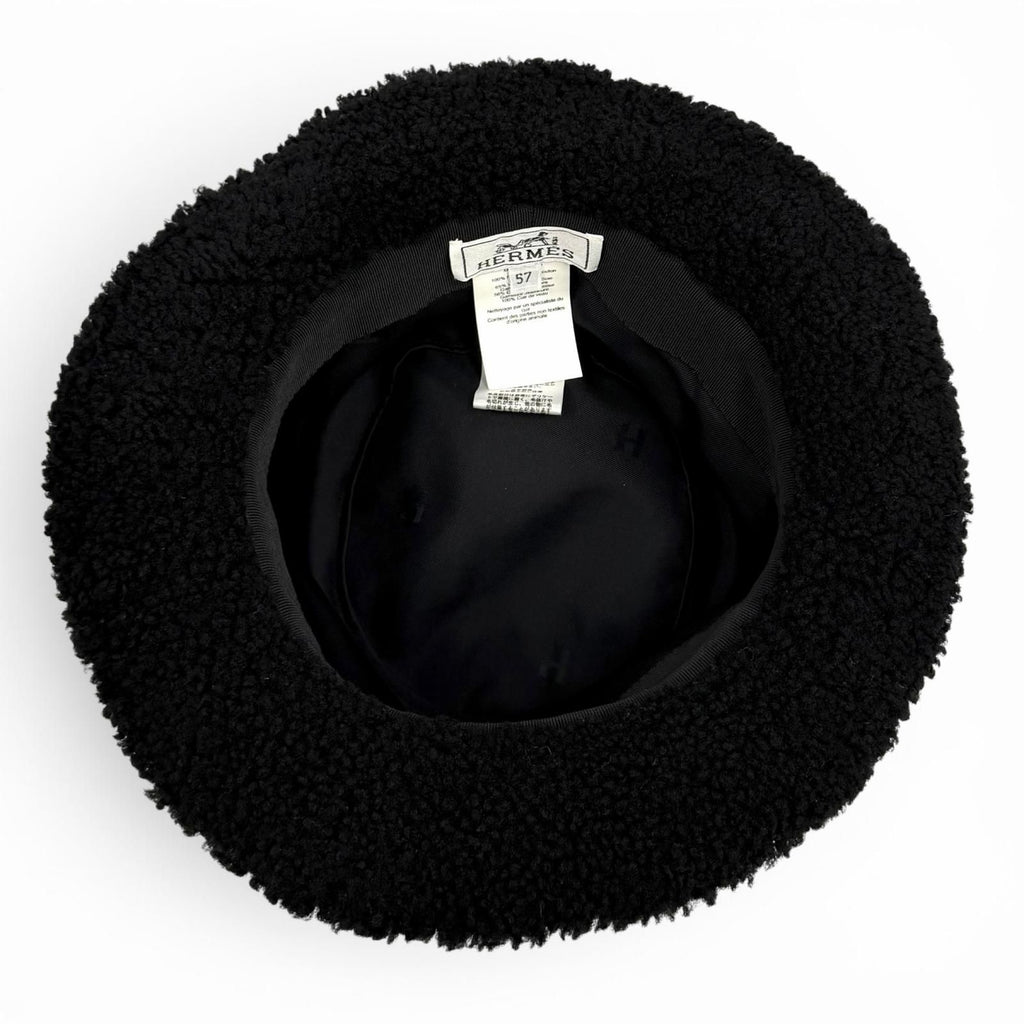 Hermes Faux Vue Clou de Selle Patch Merino Shearling Bucket Hat Black 57 — view 5