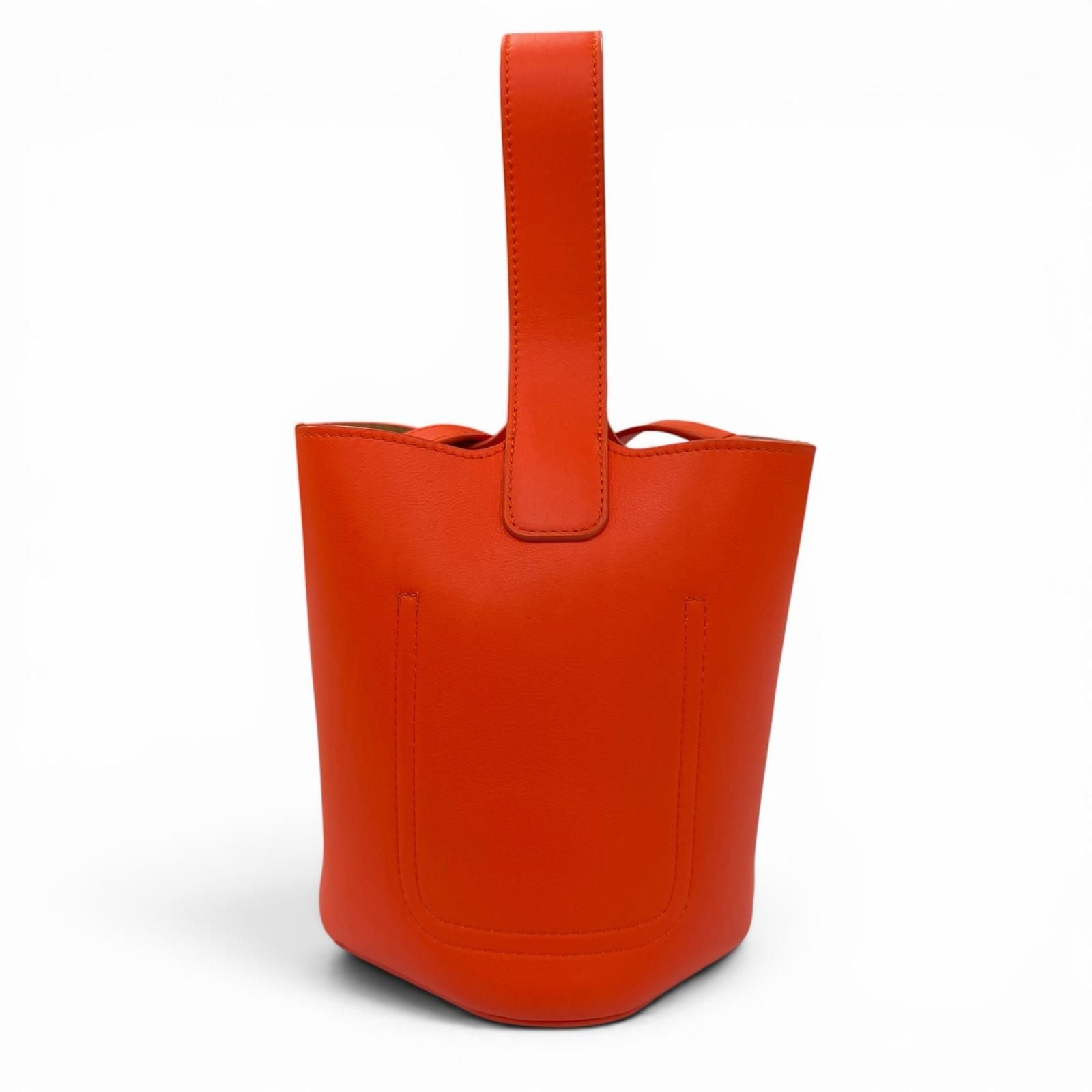 Loewe Pebble Bucket Bag Mini Smooth Calfskin 2-Way Shoulder Vivid Orange — view 3