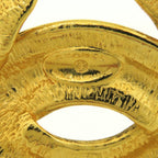 Chanel Brooch CC Logo Quilted Stitch Large Metal Gold Plated — view 3