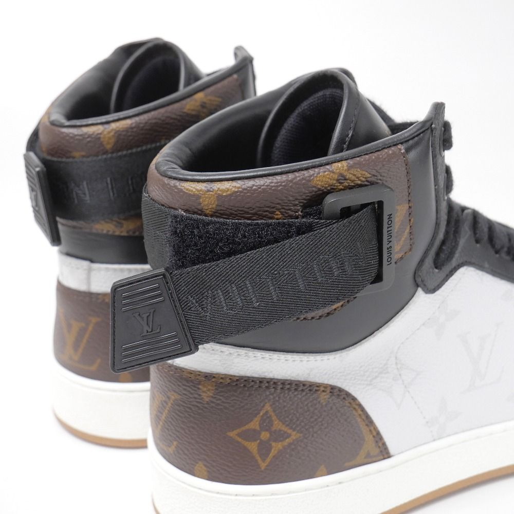 Louis Vuitton Rivoli Sneakers 6.5 High Cut Shoes — view 7