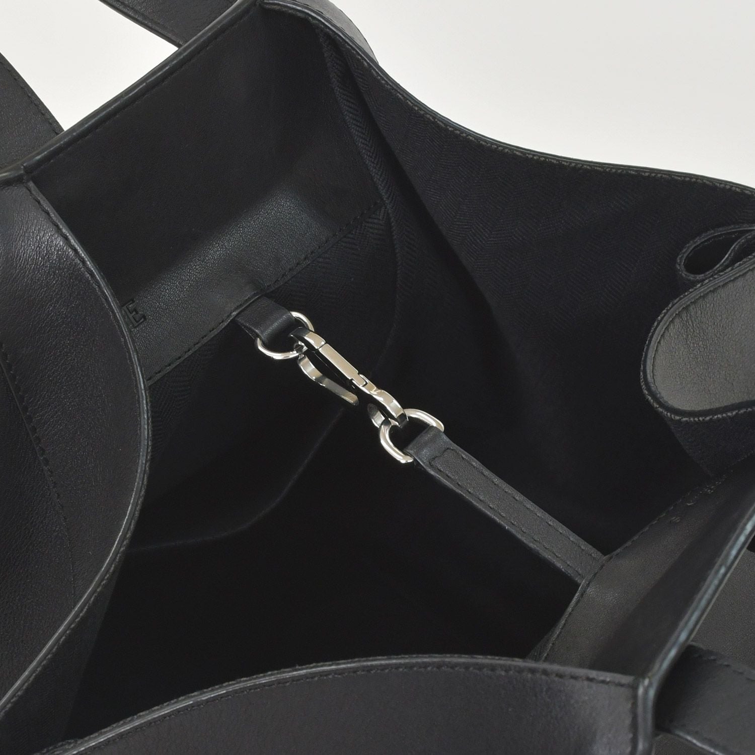 Loewe Hammock Black Shoulder Bag Silver — view 8