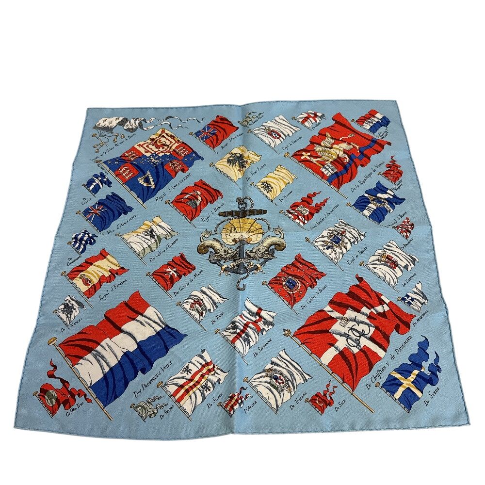 Hermes Carre 45 Pavois Scarf
