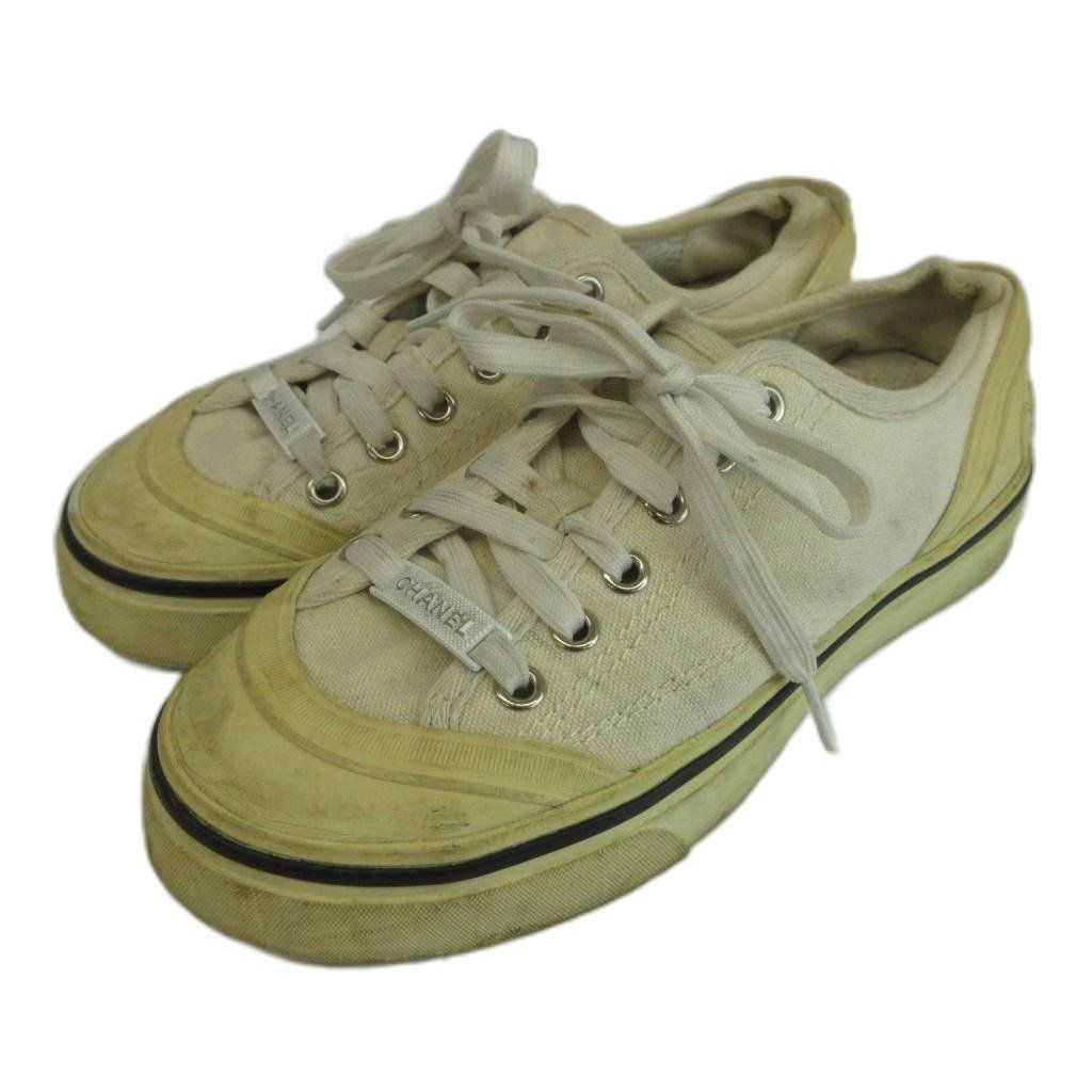 Chanel Sneakers Campus Low Cut Logo White — view 2