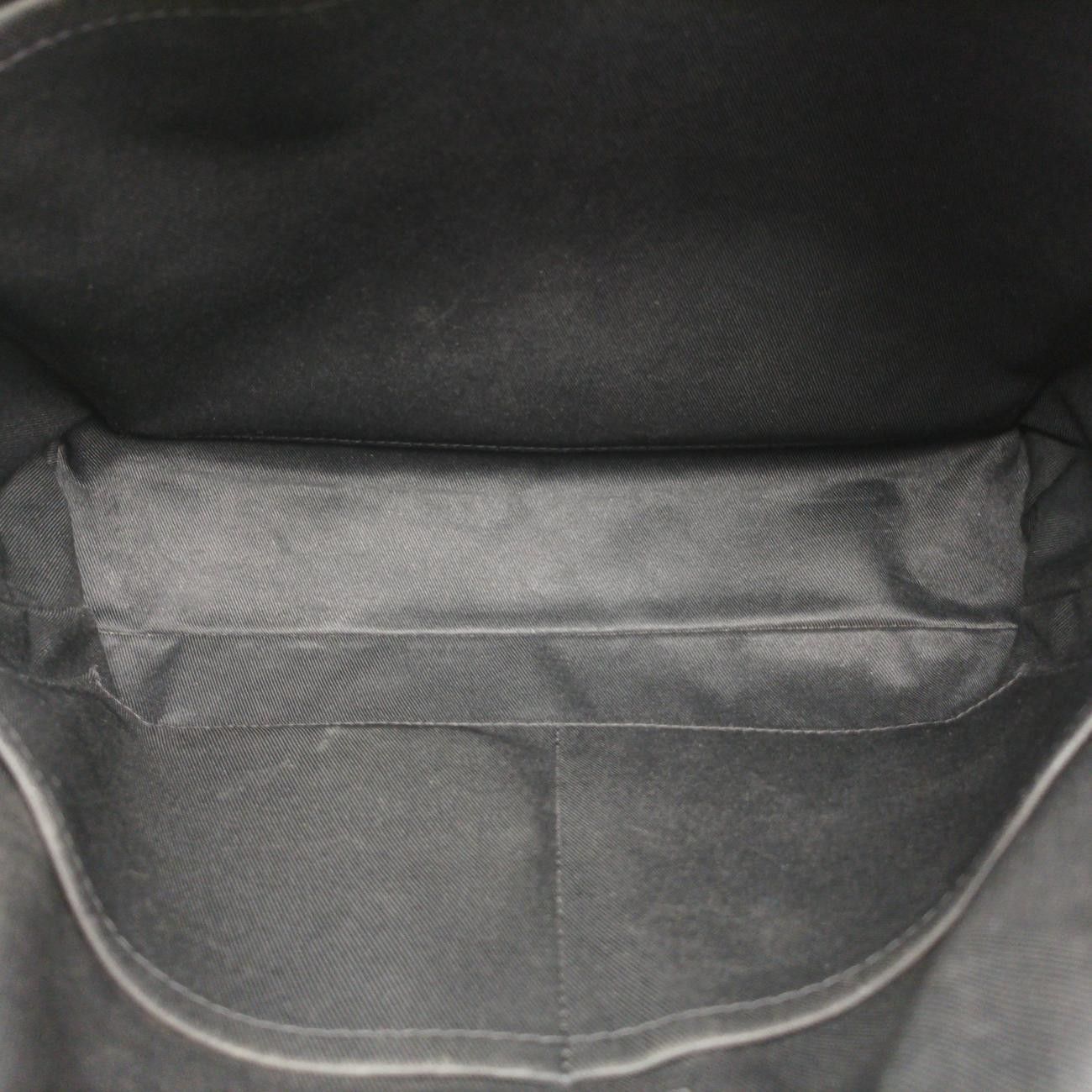 Louis Vuitton District MM Noir Damier Infini Tote — view 9