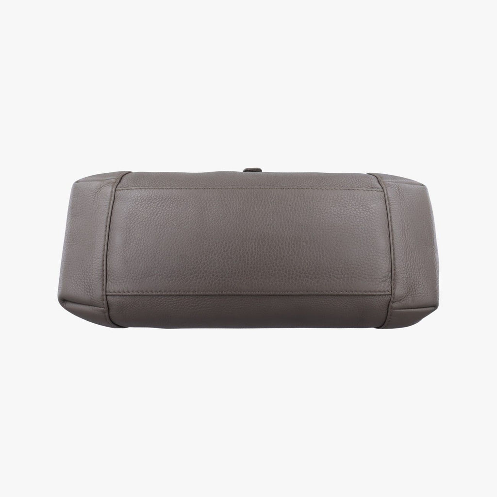 Gucci Greenwich Gray Leather Handbag — view 3