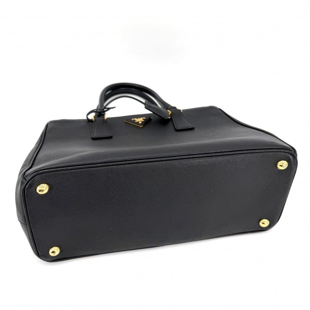 Prada 2-Way Galleria Large Shoulder Bag Leather Black Gold — view 3