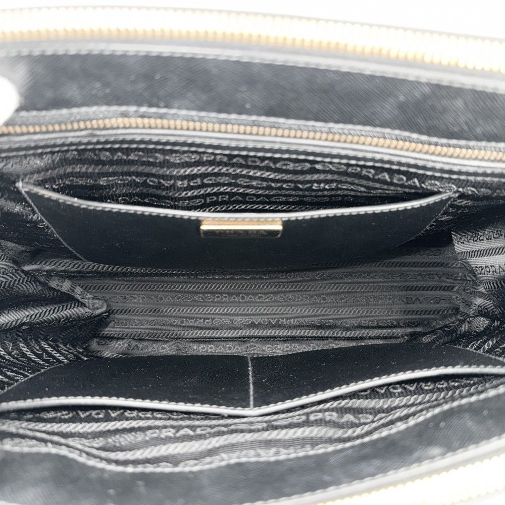 Prada 2-Way Galleria Large Shoulder Bag Leather Black Gold — view 4