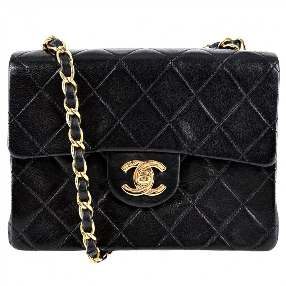 Chanel Shoulder Bag Mini Quilted Chain Turnlock Crossbody Mini Vintage CC Logo