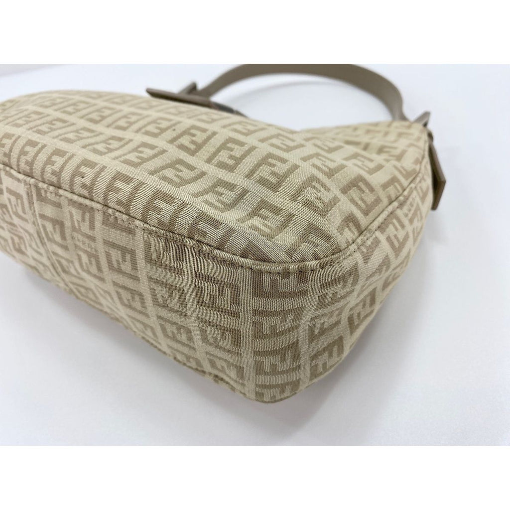 Fendi Shoulder Bag Beige — view 7