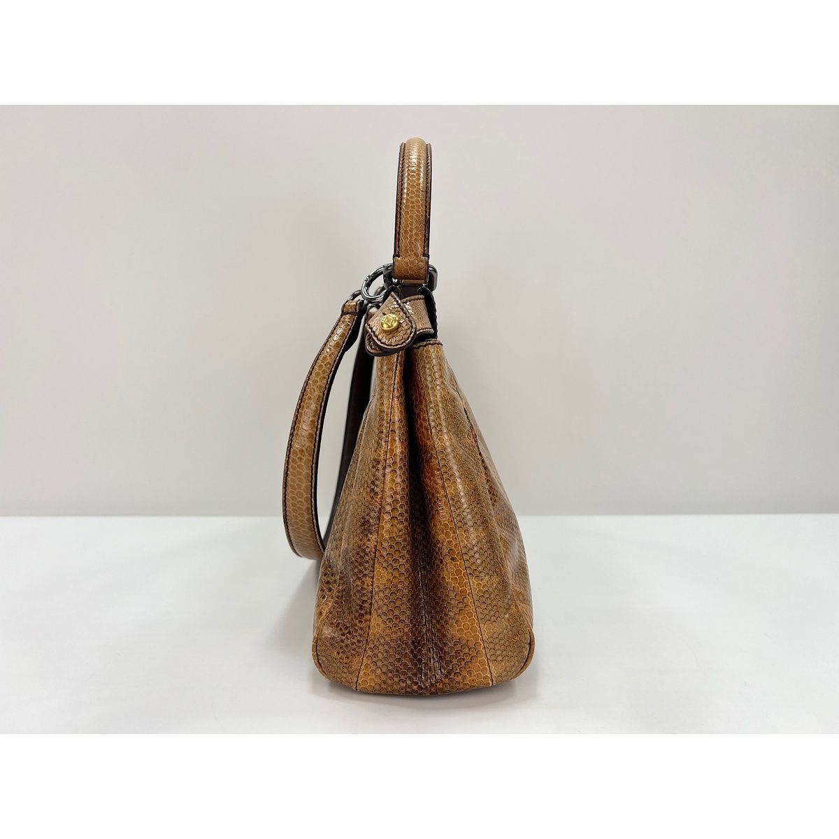 Fendi Handbag 2-Way Peekaboo — view 4