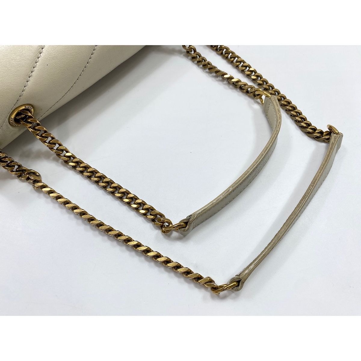 Saint Laurent Shoulder Bag Loulou Small — view 8