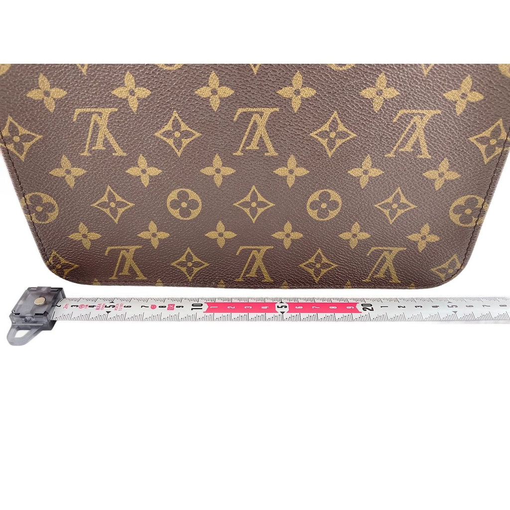 Louis Vuitton Shoulder Bag Cartouchiere GM — view 3