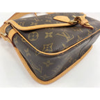Louis Vuitton Shoulder Bag Sologne — view 8