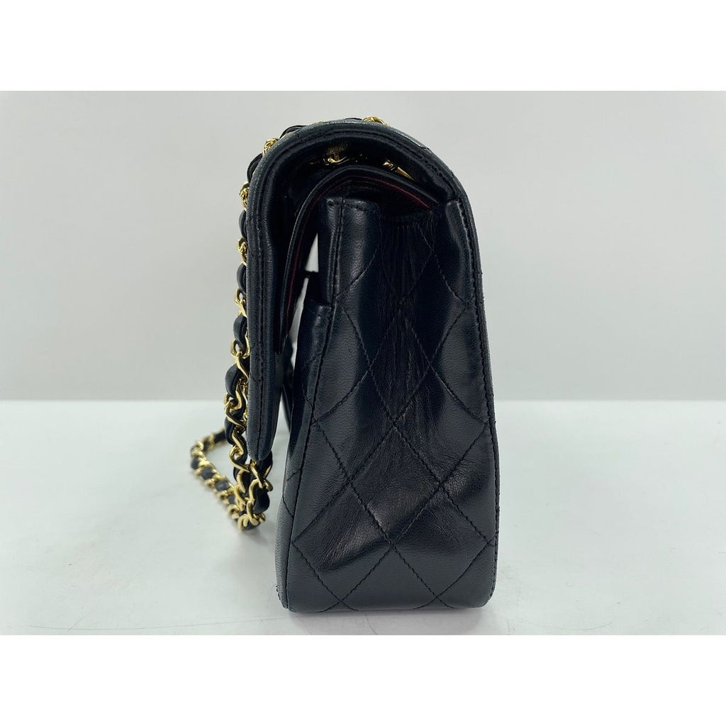 Chanel Shoulder Bag Quilted 25 — view 4