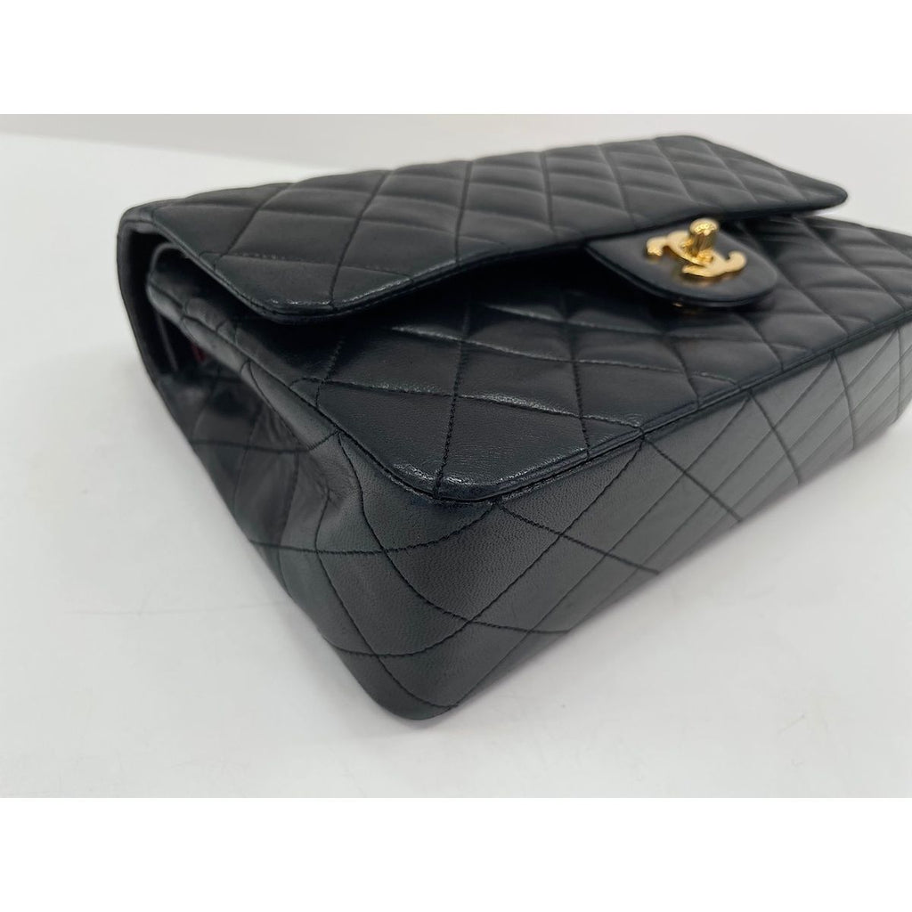 Chanel Shoulder Bag Quilted 25 — view 8