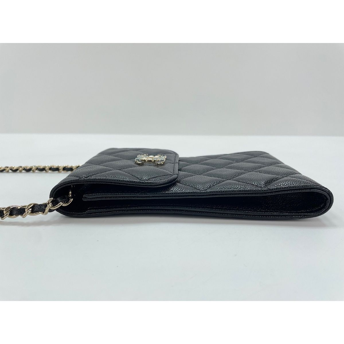 Chanel Shoulder Bag Quilted — view 5