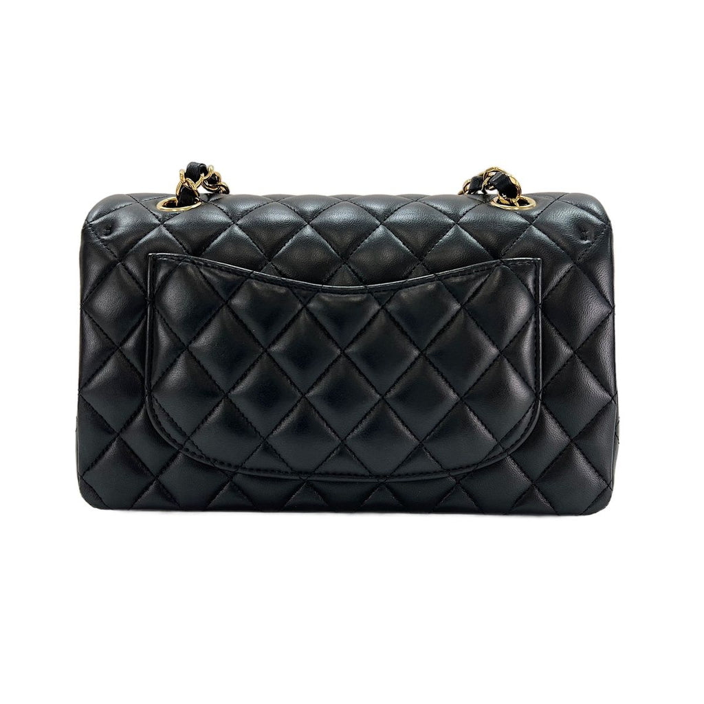 Chanel Shoulder Bag Quilted 23 — view 2