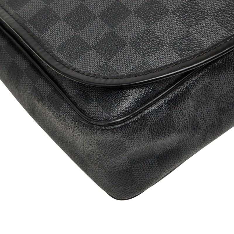 Louis Vuitton Damier Graphite Daniel MM Crossbody Shoulder Bag Black Leather — view 5