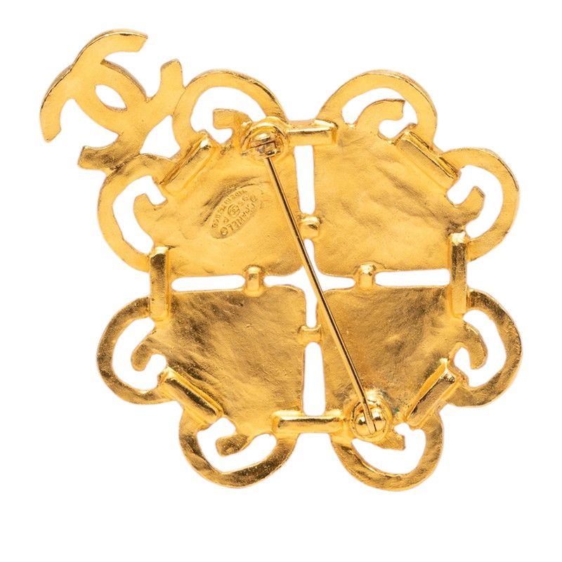 Chanel CC Logo Vintage Brooch 95 Gold Plated Resin — view 2