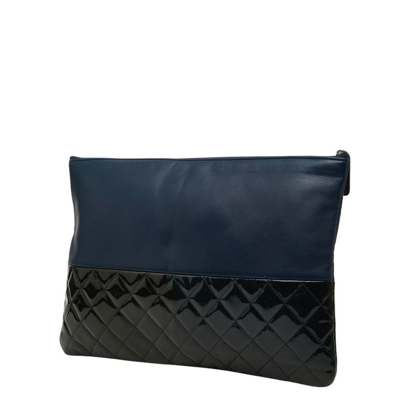 Chanel Quilted CC Logo Clutch Navy Green Lambskin Enamel — view 2