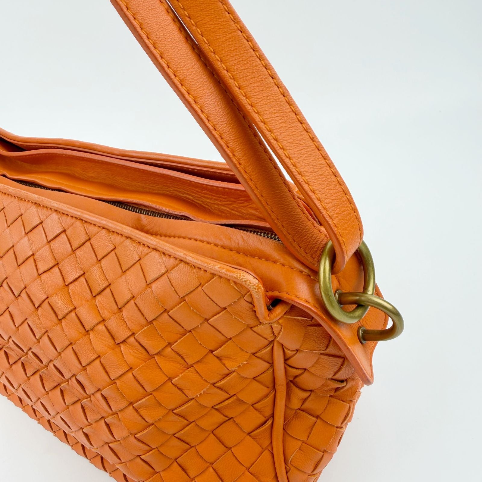 Bottega Veneta Intrecciato Shoulder Bag Leather Orange Gold Vintage — view 9