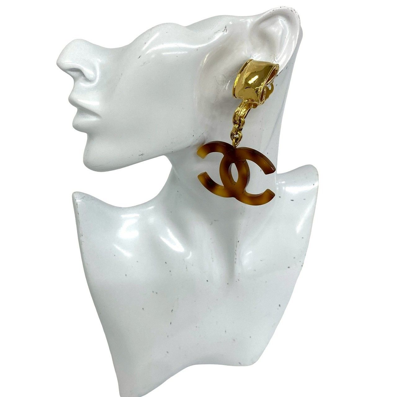 Chanel CC Logo Tortoiseshell Pattern Plastic Earrings Brown — view 2