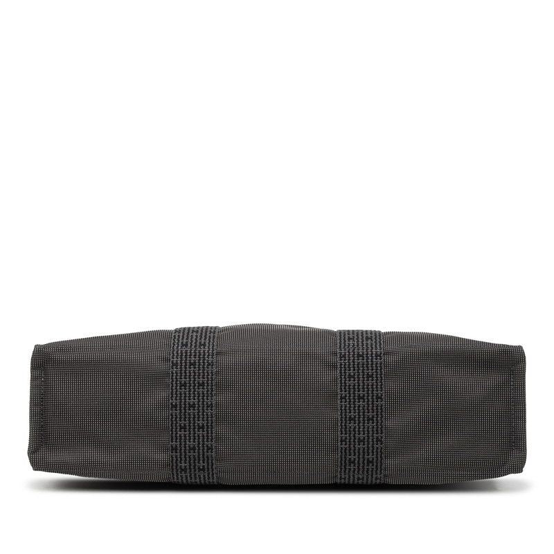 Hermes Her Line MM Tote Gray Canvas — view 3