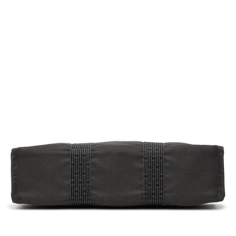 Hermes Her Line MM Tote Gray Canvas — view 3