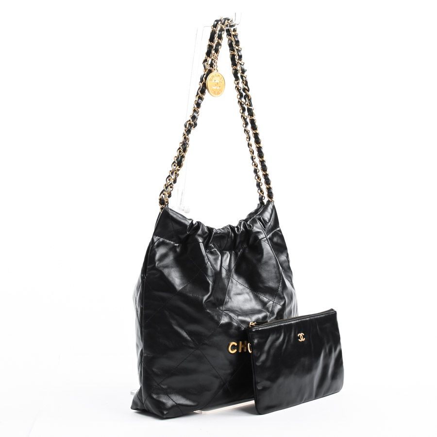 Chanel Shoulder Bag 22 Small — view 2